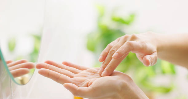 Body Oils for Dry Skin: A Complete Guide (Winter Edition)