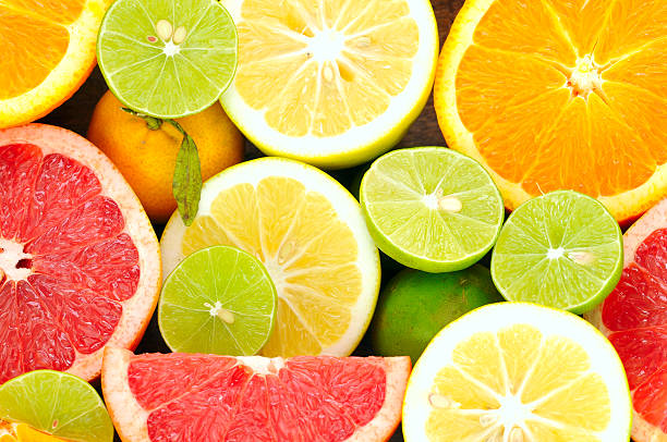 7 Vitamin C-Rich Foods for Radiant & Youthful Skin Naturally