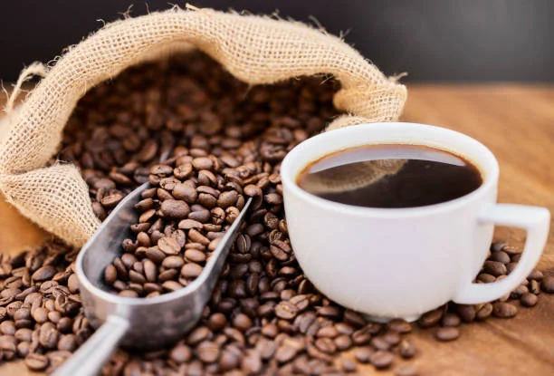 How to Use Coffee for Anti-Aging – Glowing, Youthful Skin Naturally