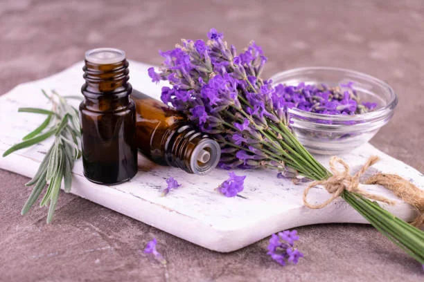 Lavender Oil for Skin: Benefits, Uses & Side Effects
